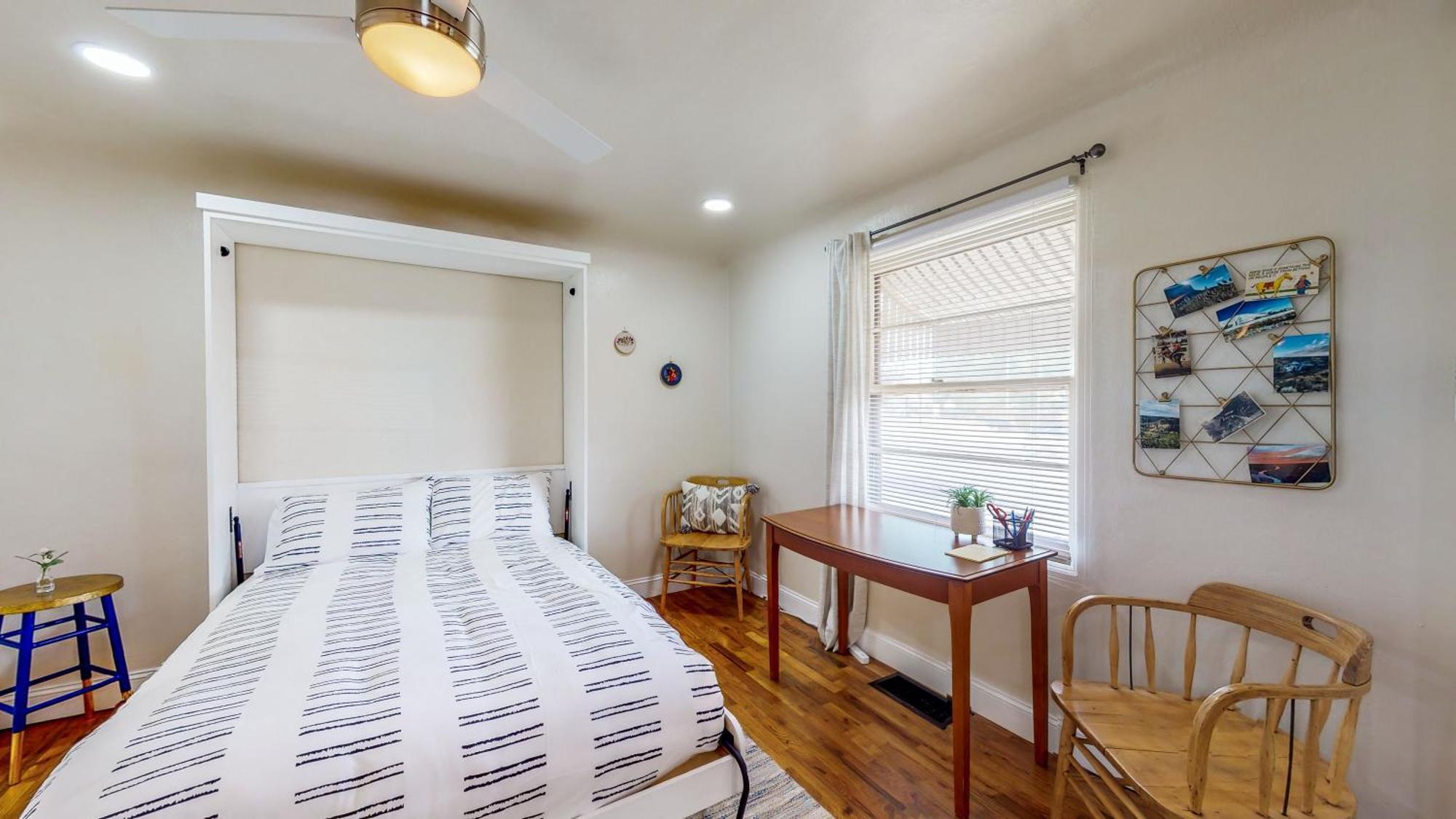 Charming Downtown Bungalow - King Bed, Office Туин Фолс Екстериор снимка